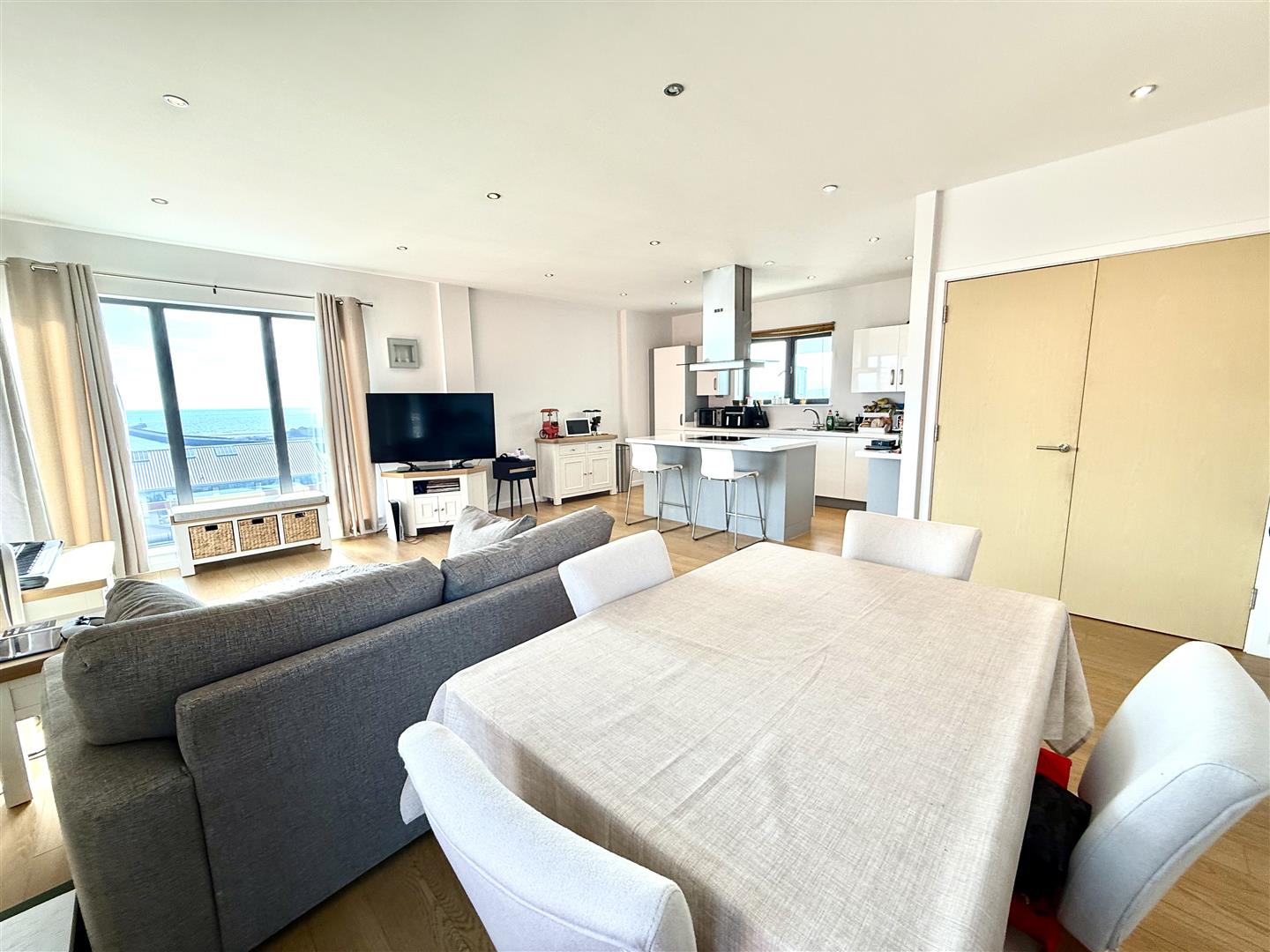 South Quay, Kings Road, Marina, Swansea, SA1 8AJ